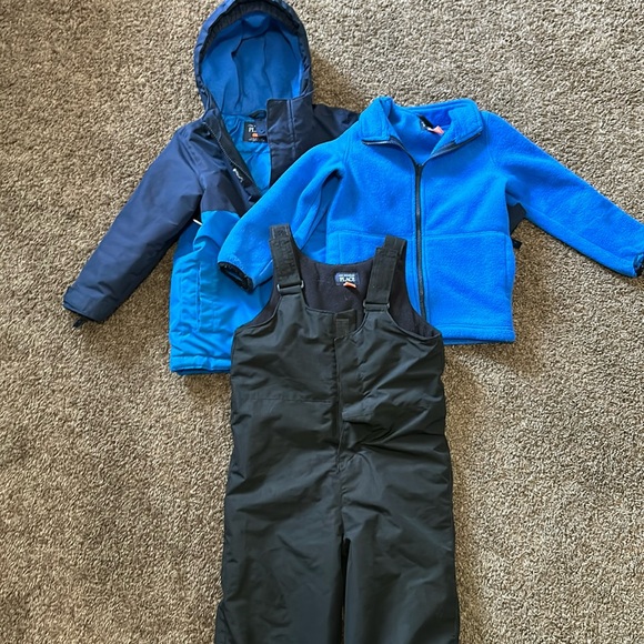 3 in 1 jackets with snow pants - Picture 1 of 2